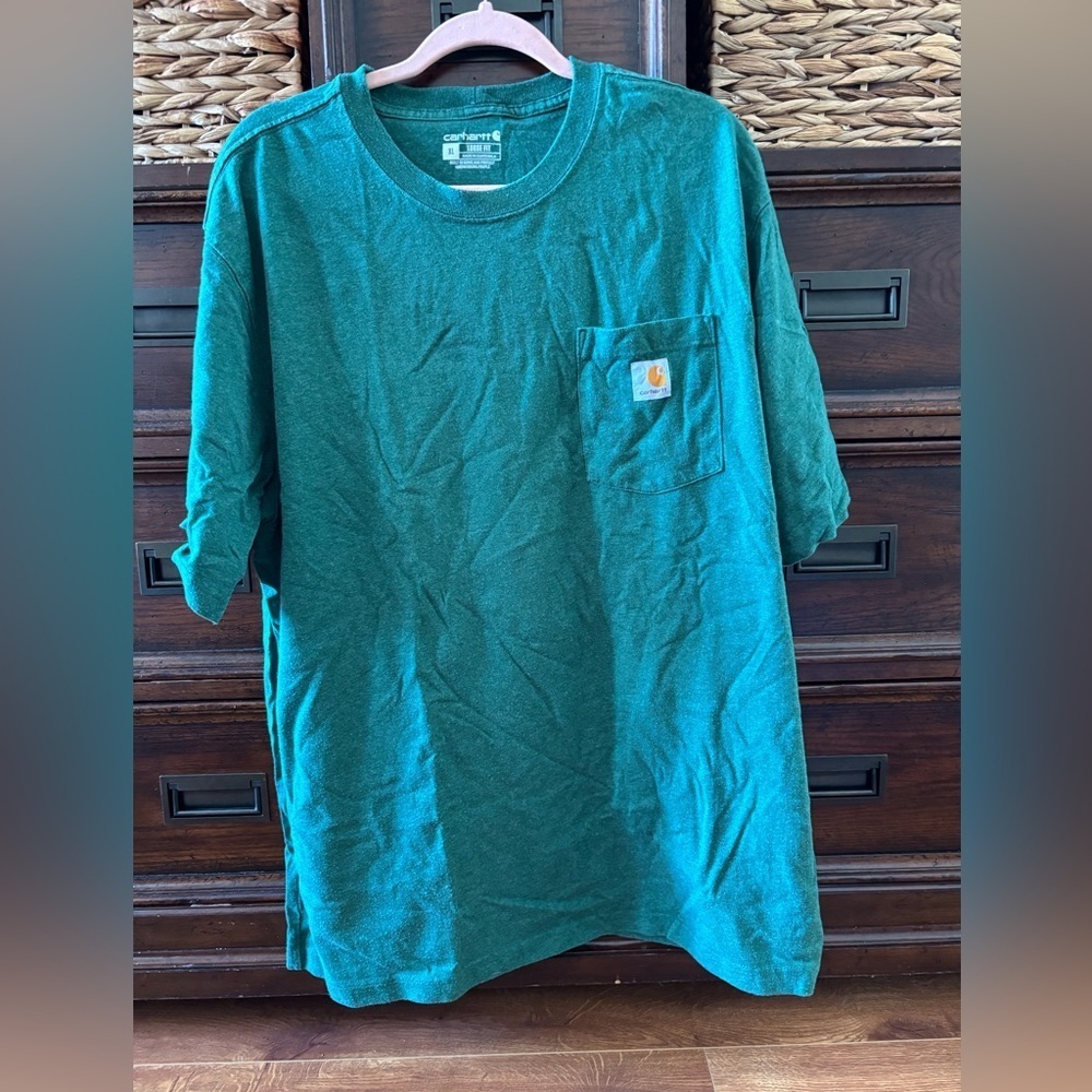 Carhartt Short-Sleeve loose fit Pocket Tee in Green size XL